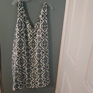 Reitmans white and turquoise patterned dress, size XXL